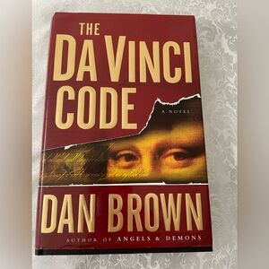 𝅺Vintage The Da Vinci Code Hardcover Book by Dan Brown (2003)